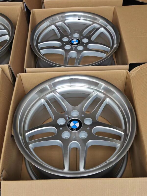 BMW M5 - Image 3