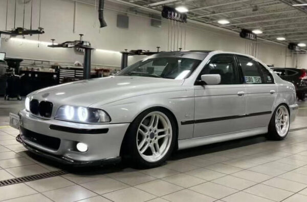 BMW M5 - Image 4